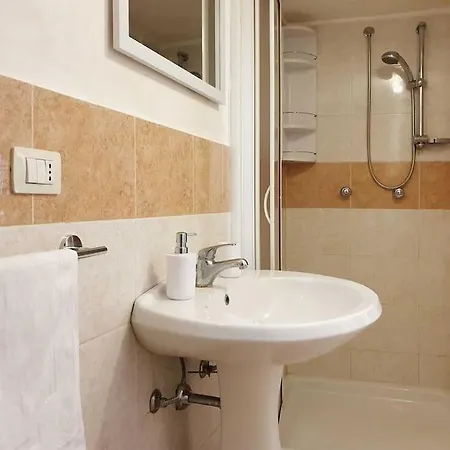 Apartment Donna Adelaide - Centro Storico *