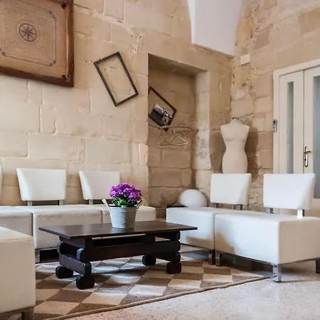 Donna Adelaide - Centro Storico Apartment Lecce