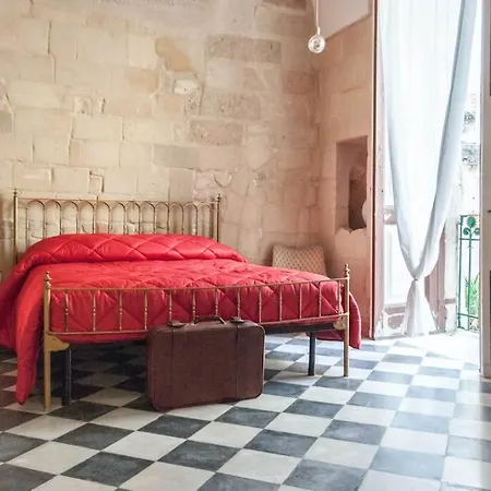 Donna Adelaide - Centro Storico Apartman