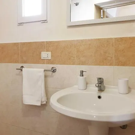 Donna Adelaide - Centro Storico 莱切