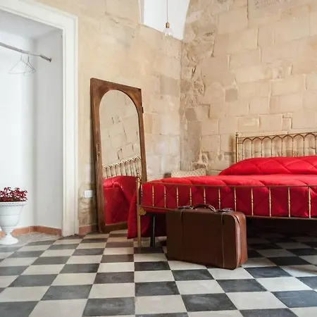 Apartman Donna Adelaide - Centro Storico *