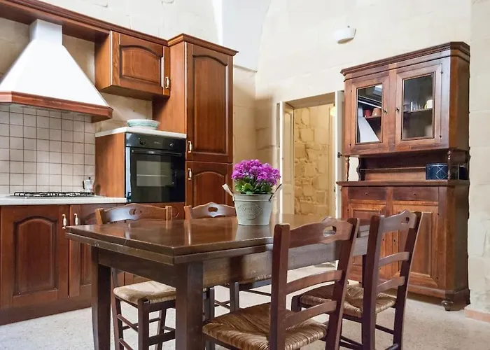 Apartman Donna Adelaide - Centro Storico *